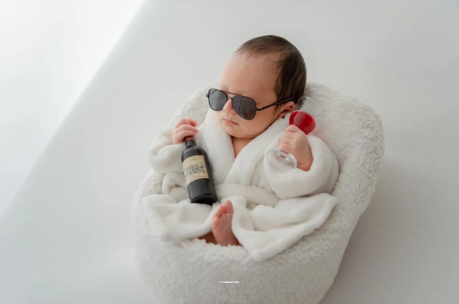 吐鲁番宝宝几个月会爬